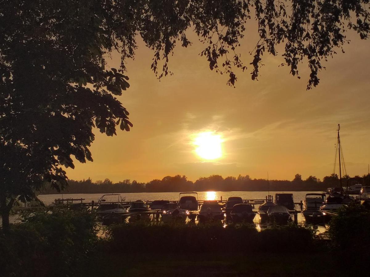 Camping Kleine Belterwijde, Trekkershut المظهر الخارجي الصورة